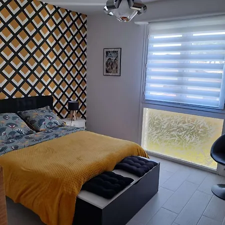 T2 A 300m Du Marche - Balcon, Cuisine Equipee, Confort, Ideal Vacances. - Fr-1-494-183 Διαμέρισμα Ρουαγιάν