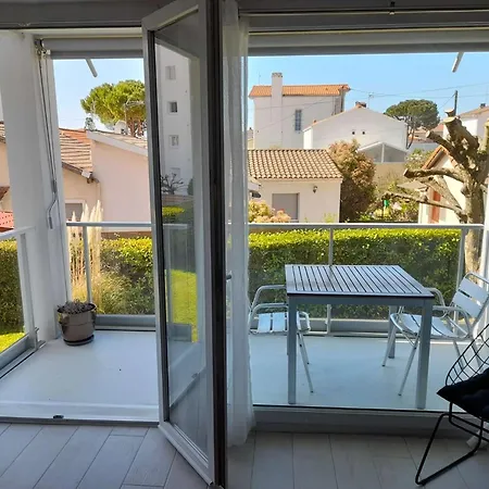 T2 A 300m Du Marche - Balcon, Cuisine Equipee, Confort, Ideal Vacances. - Fr-1-494-183 Διαμέρισμα